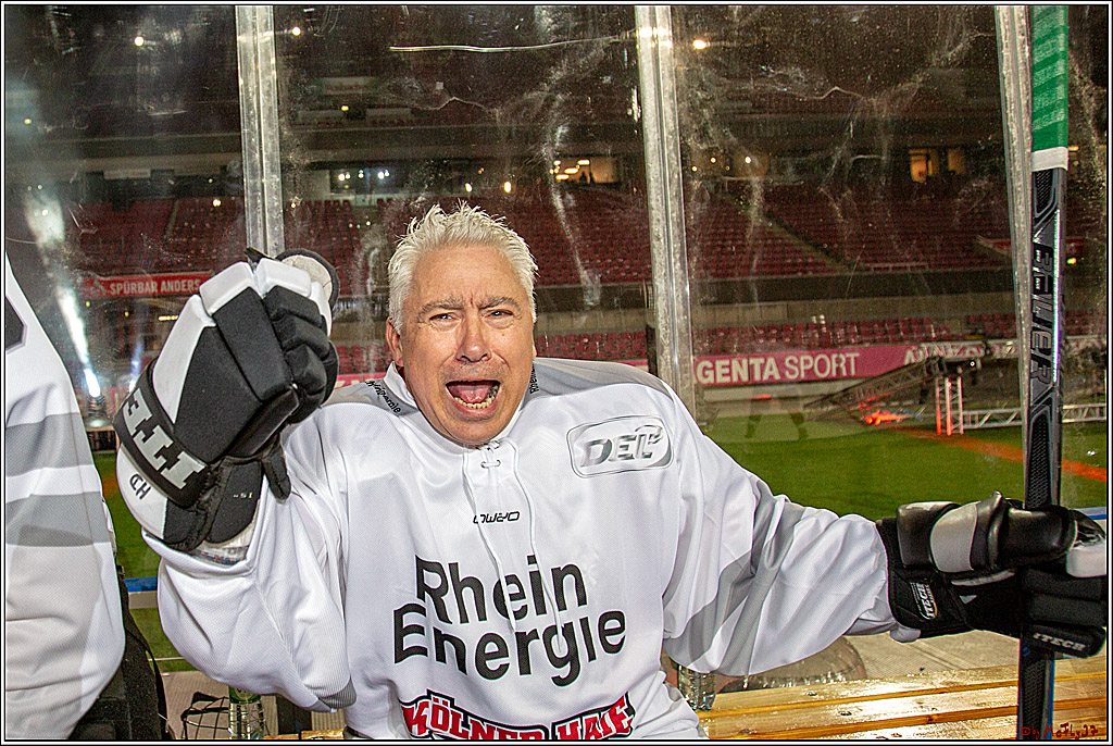 DEL; Koelner Haie - Duesseldorfer e.G. Winter Game, 10.01.2019